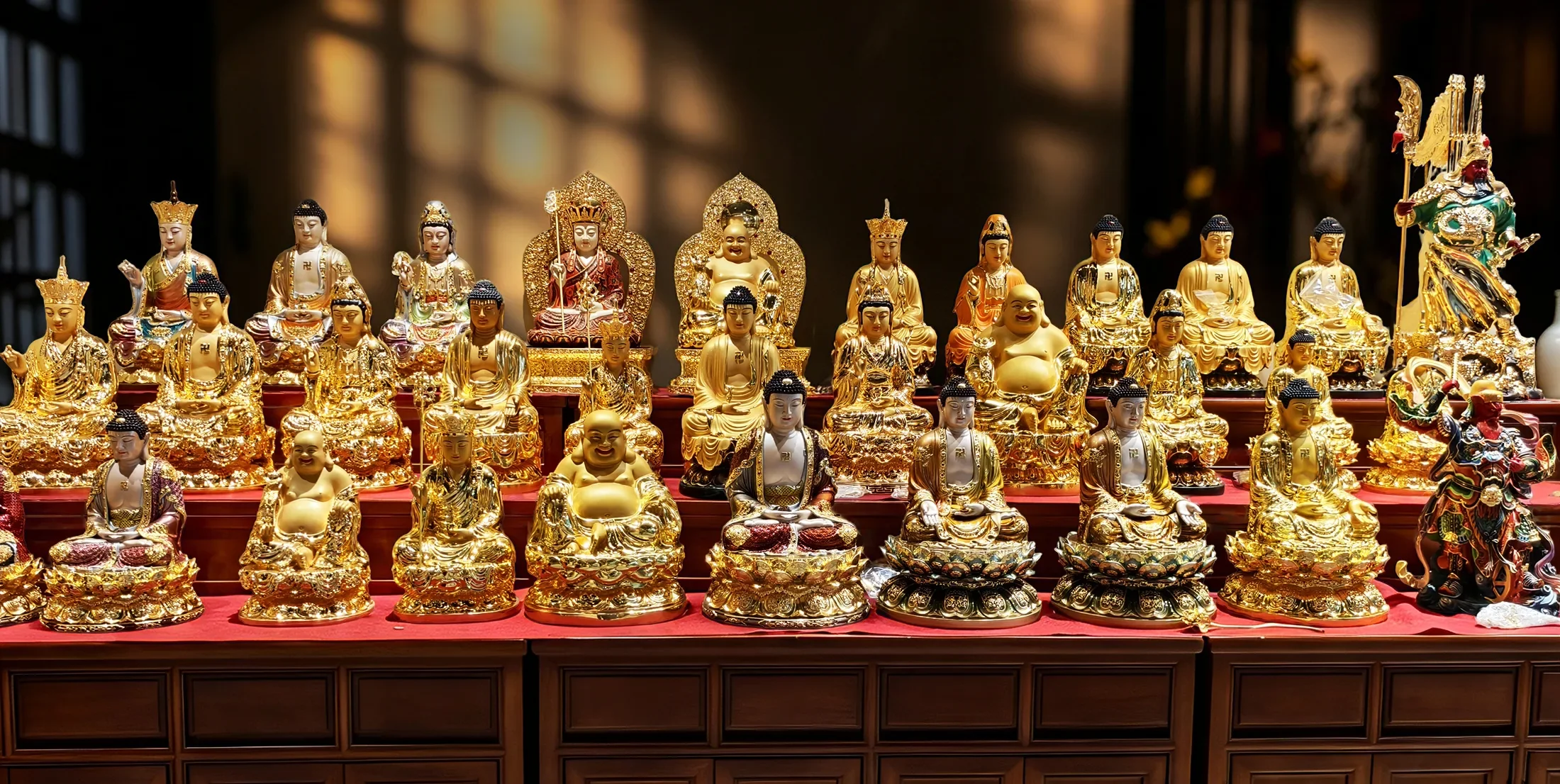 Usine de statue de Bouddha en laiton personnalisée en Chine